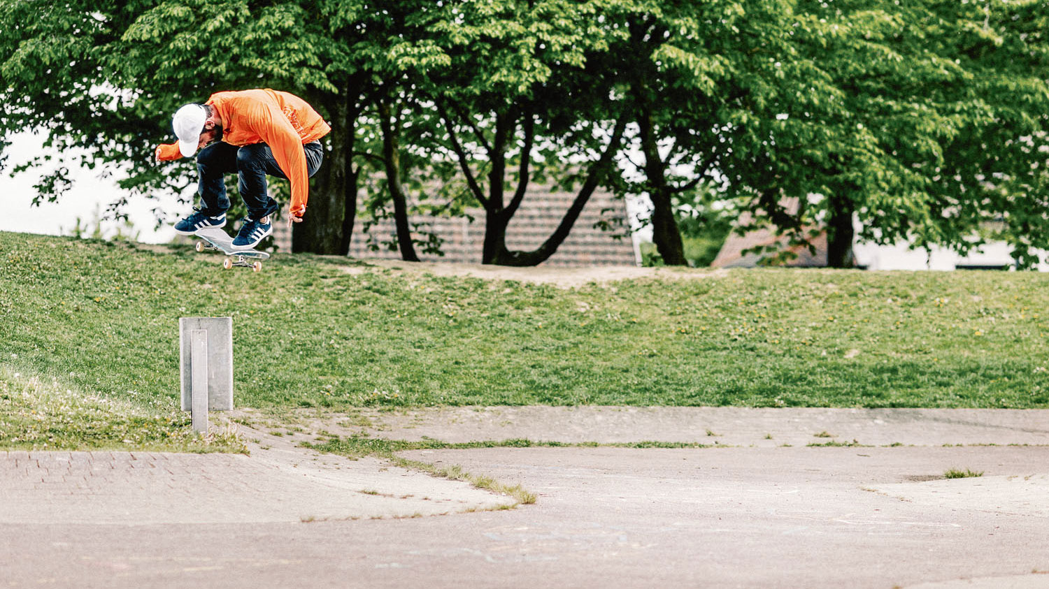 Lucas-SS-Bs-Heel.Stuttgart_feat
