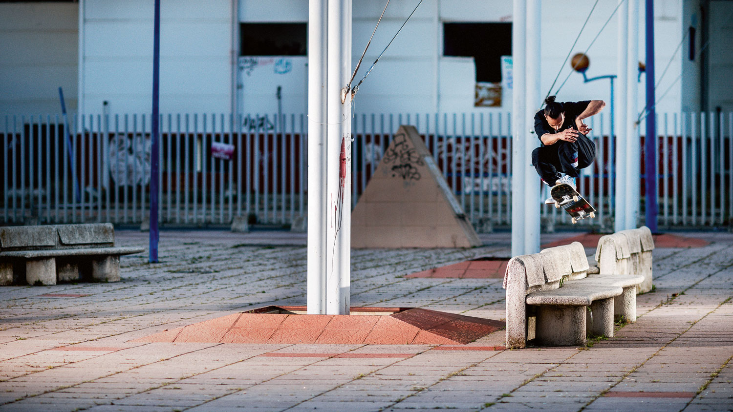 Gunes.Hardflip.Seville.FreeSM_feat